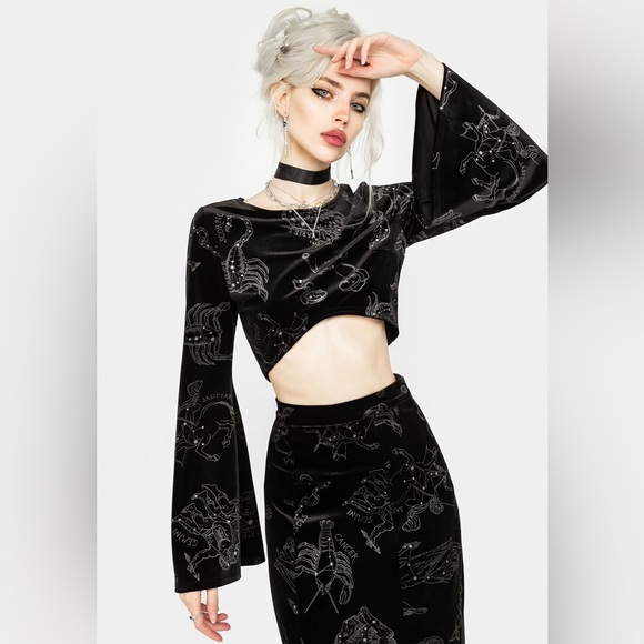 NWT Disturbia Zodiac Foil Print Flute Sleeve Crop Top US 4 / UK 8 - Picture 8 of 8